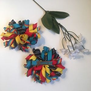 Girls korker bows. Bright colors!